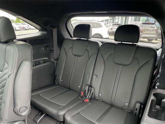 new 2025 Kia Sorento car, priced at $44,087