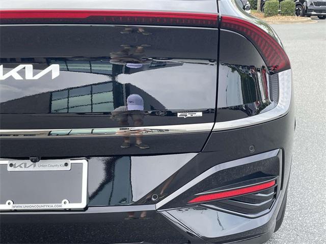 new 2025 Kia EV6 car, priced at $53,715