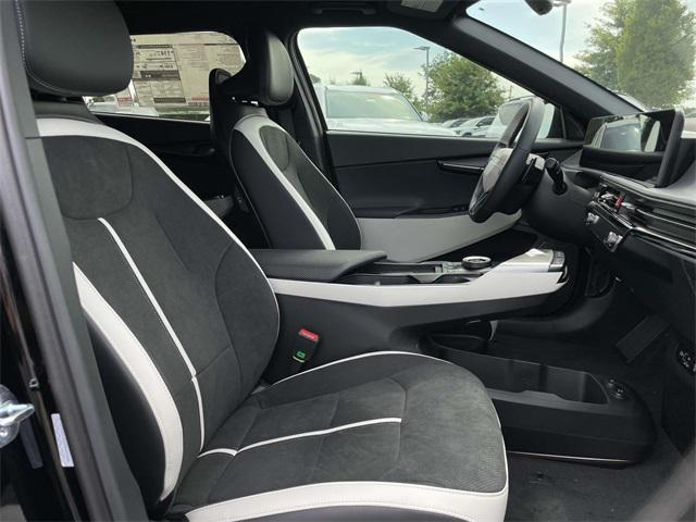 new 2025 Kia EV6 car, priced at $53,715