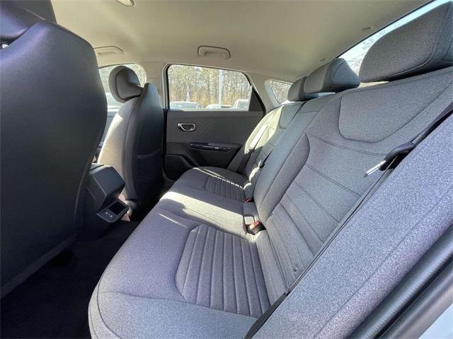 new 2025 Kia K4 car, priced at $23,558
