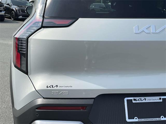 new 2026 Kia EV9 car, priced at $55,745