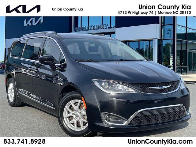 used 2020 Chrysler Pacifica car, priced at $12,800