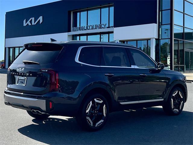 new 2025 Kia Telluride car, priced at $40,190