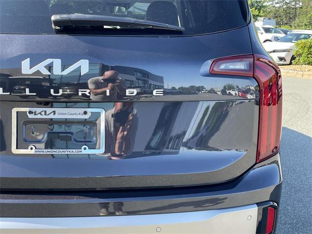 new 2025 Kia Telluride car, priced at $40,190