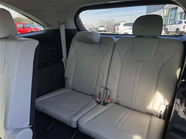 new 2025 Kia Sorento car, priced at $36,710