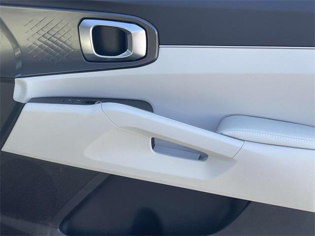 new 2025 Kia Sorento car, priced at $36,710