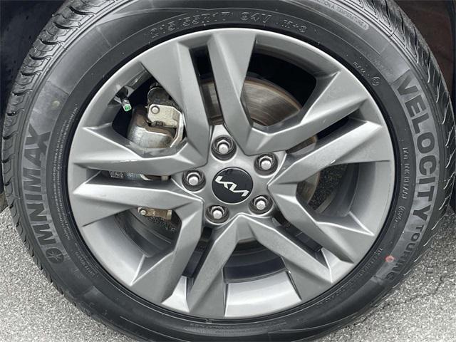 used 2023 Kia Seltos car, priced at $18,995