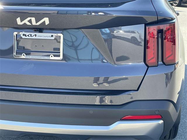 new 2025 Kia Sorento car, priced at $37,164