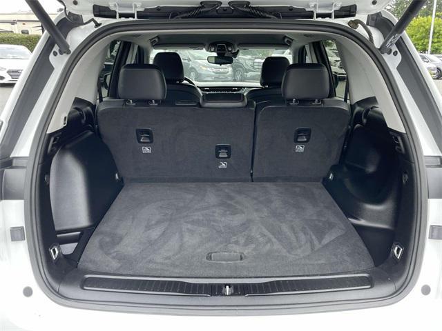 used 2022 Jeep Grand Cherokee car, priced at $27,999