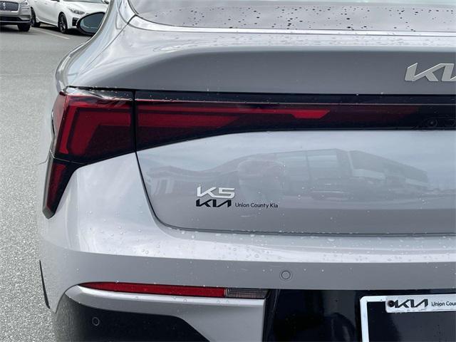 new 2025 Kia K5 car, priced at $30,940