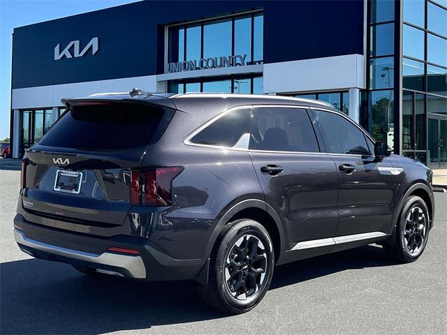 new 2025 Kia Sorento car, priced at $33,240