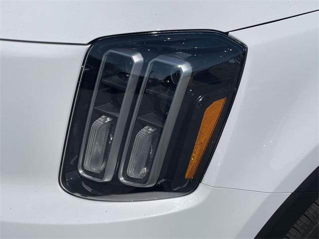 new 2025 Kia Telluride car, priced at $48,140