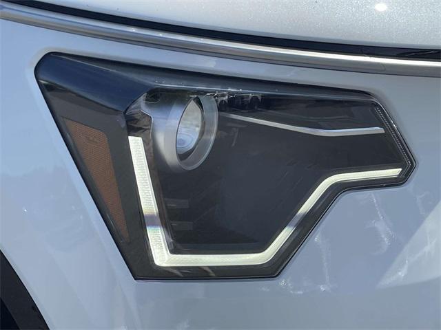 new 2025 Kia Niro car, priced at $32,736