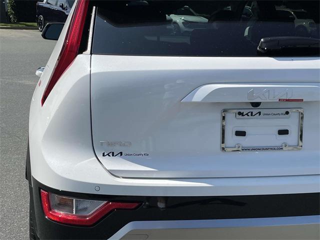 new 2025 Kia Niro car, priced at $32,736