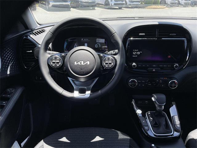 new 2025 Kia Soul car, priced at $25,281