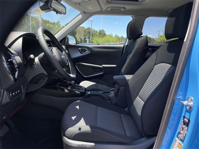 new 2025 Kia Soul car, priced at $25,281