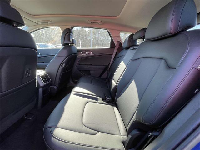 new 2025 Kia Sportage car, priced at $30,841