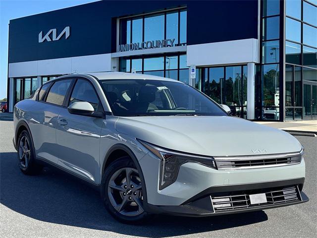 new 2025 Kia K4 car, priced at $23,470