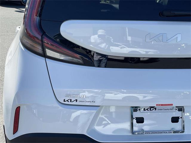 new 2025 Kia Soul car, priced at $25,435