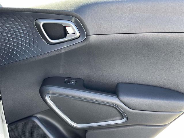 new 2025 Kia Soul car, priced at $25,435
