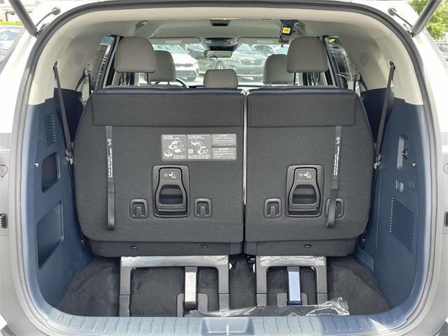 new 2026 Kia Carnival Hybrid car, priced at $44,158