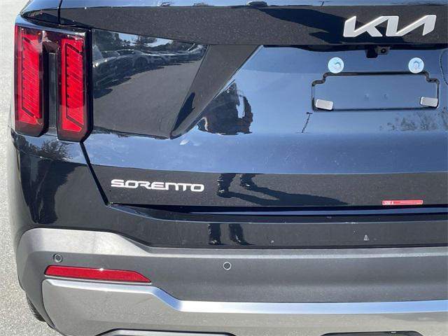 new 2025 Kia Sorento car, priced at $32,690