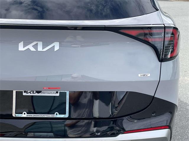 new 2026 Kia Sportage Hybrid car, priced at $40,467