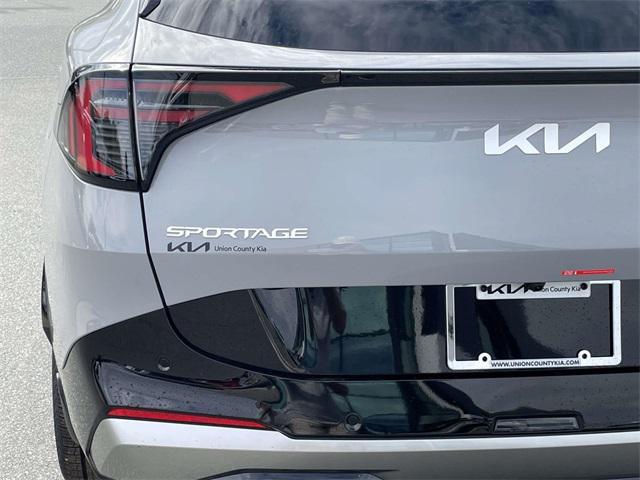 new 2026 Kia Sportage Hybrid car, priced at $40,467