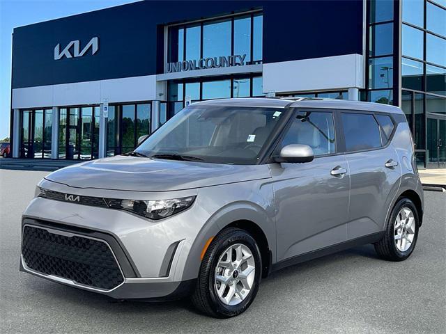 used 2023 Kia Soul car, priced at $17,498