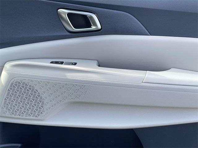 new 2026 Kia Carnival Hybrid car, priced at $44,877
