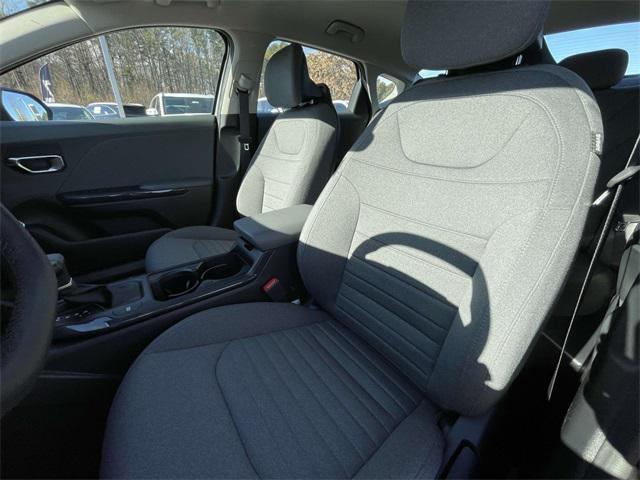 new 2025 Kia K4 car, priced at $23,558