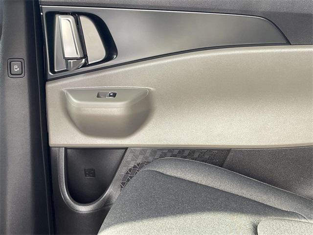 new 2026 Kia Carnival car, priced at $37,400