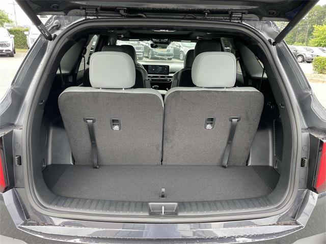 new 2025 Kia Sorento car, priced at $44,176