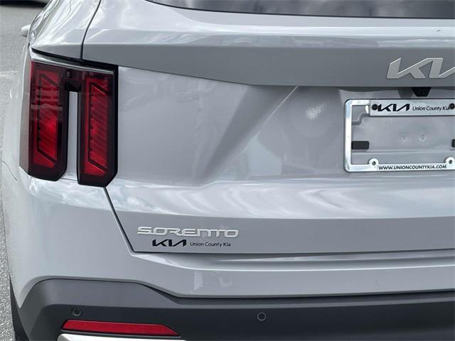 new 2025 Kia Sorento car, priced at $39,599