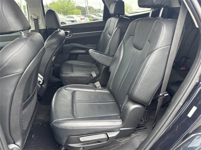 used 2022 Kia Sorento Hybrid car, priced at $26,987