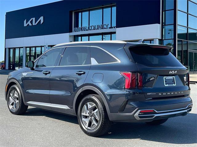 used 2022 Kia Sorento Hybrid car, priced at $26,900