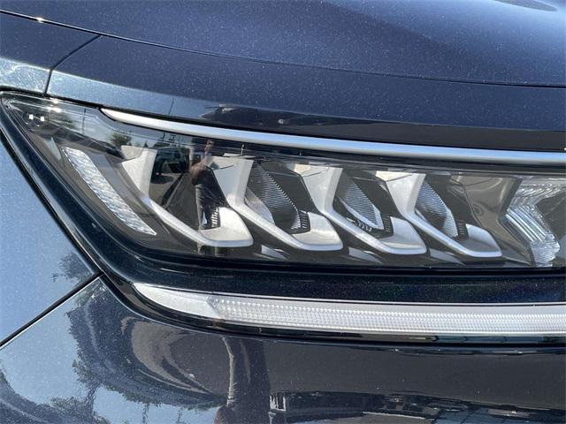 used 2022 Kia Sorento Hybrid car, priced at $26,900