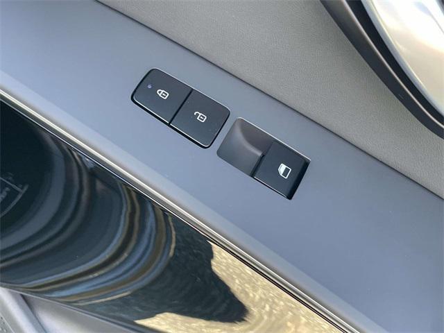 new 2026 Kia Niro car, priced at $33,129