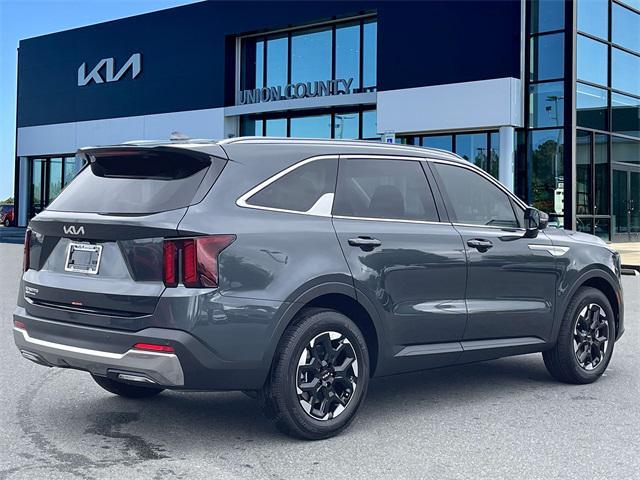 new 2025 Kia Sorento car, priced at $32,690