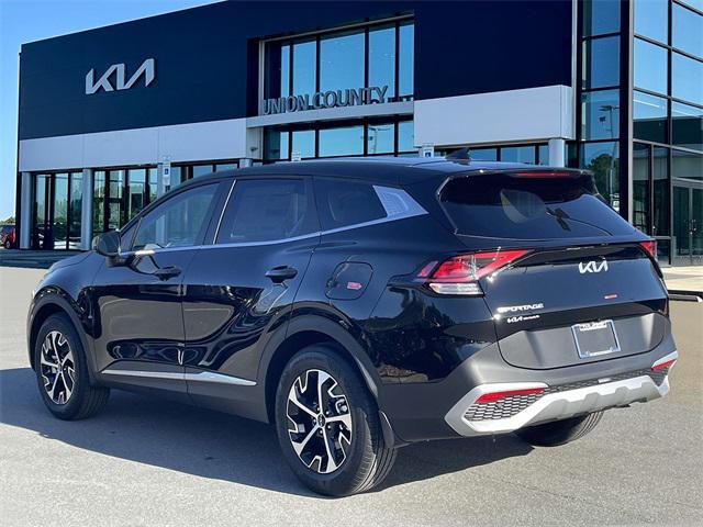 new 2025 Kia Sportage car, priced at $29,184