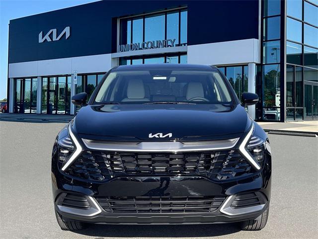 new 2025 Kia Sportage car, priced at $29,184