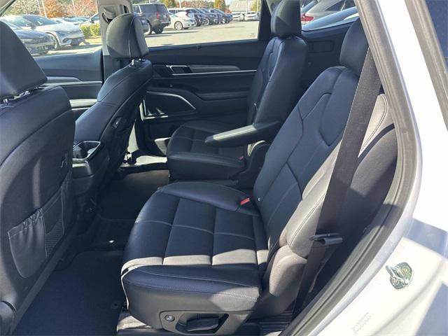 used 2022 Kia Telluride car, priced at $30,900