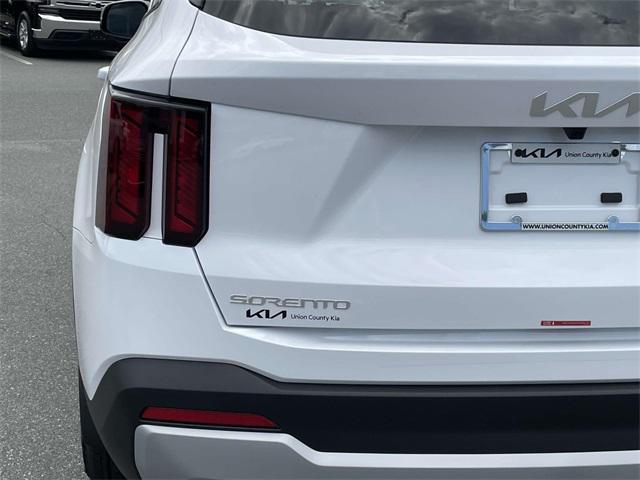 new 2025 Kia Sorento car, priced at $31,912