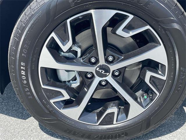 new 2025 Kia Sportage Hybrid car, priced at $34,944