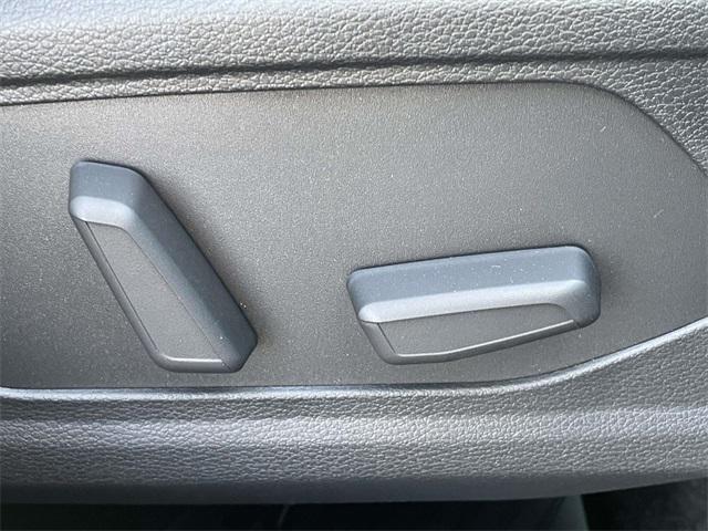 new 2026 Kia Sportage Hybrid car, priced at $39,077