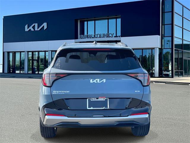 new 2026 Kia Sportage Hybrid car, priced at $39,077