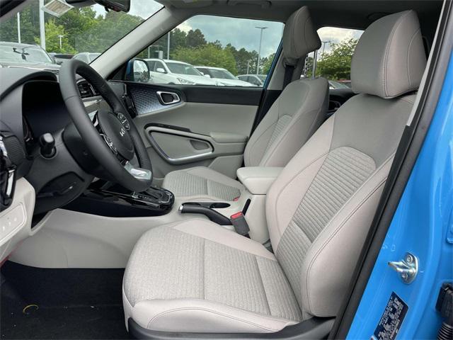 new 2025 Kia Soul car, priced at $25,281