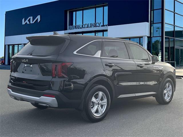 new 2025 Kia Sorento car, priced at $30,630