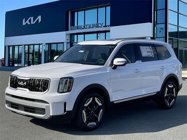 new 2025 Kia Telluride car, priced at $42,705