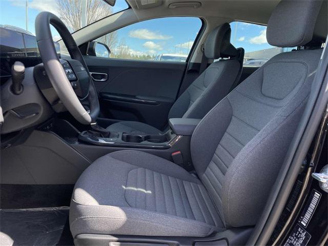 new 2025 Kia K4 car, priced at $23,558